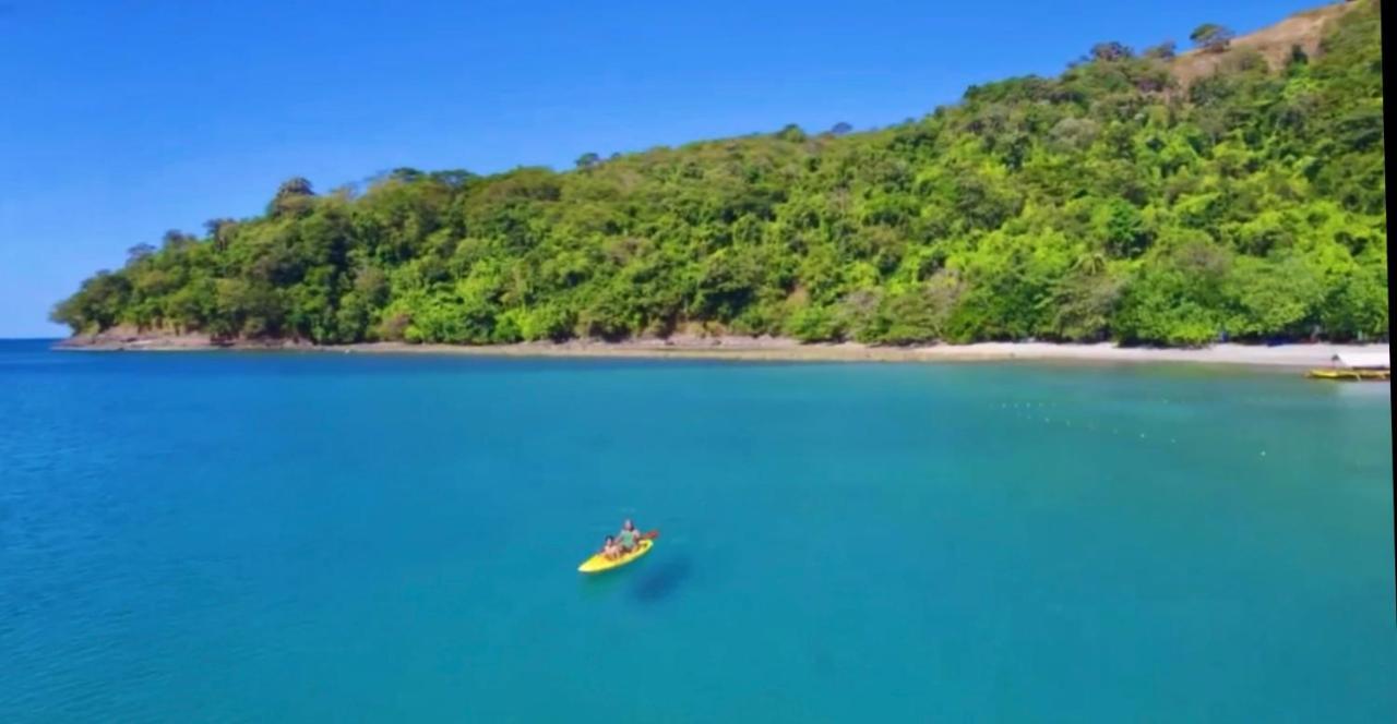 Отель Playa La Caleta Bataan Моронг Экстерьер фото