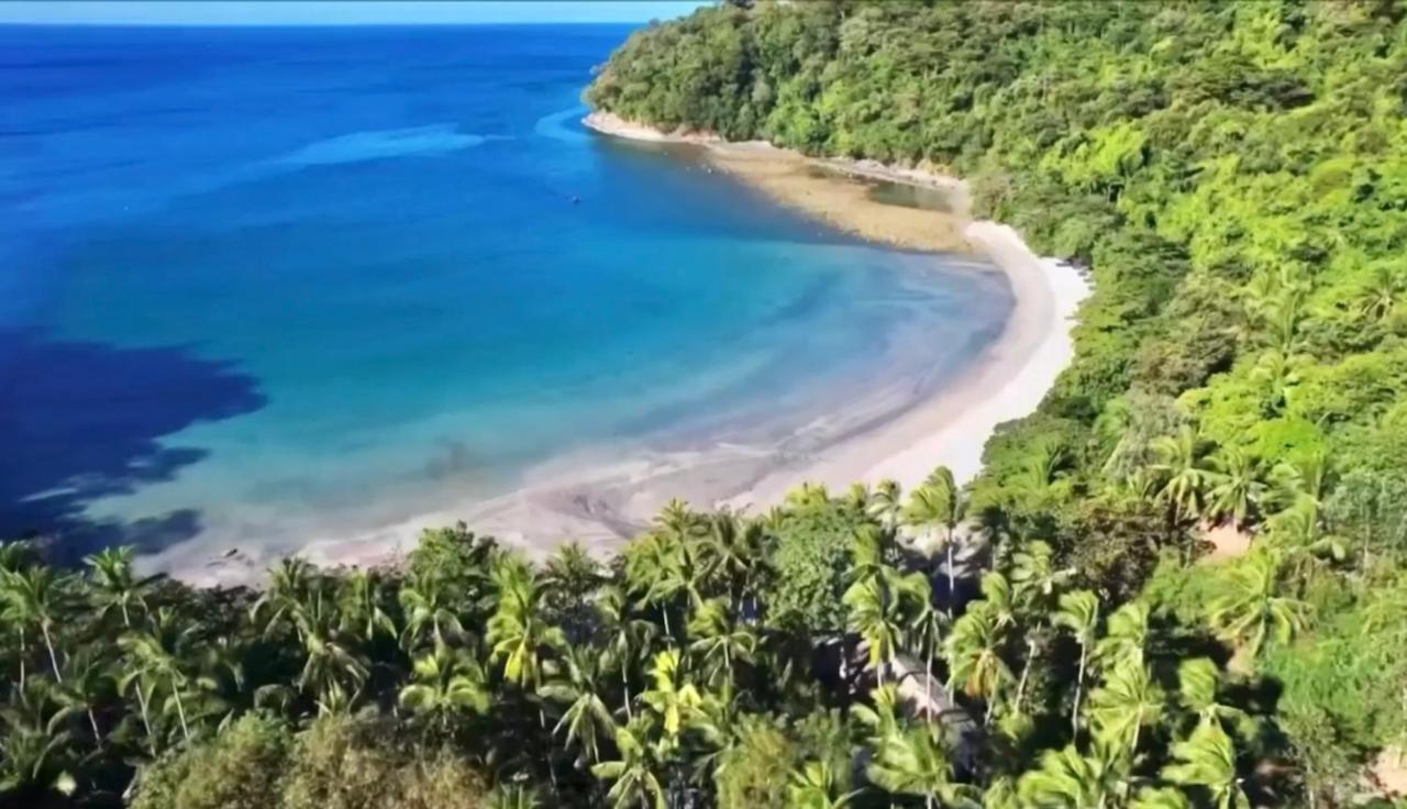 Отель Playa La Caleta Bataan Моронг Экстерьер фото