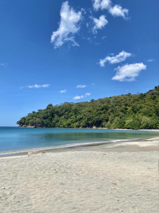 Отель Playa La Caleta Bataan Моронг Экстерьер фото